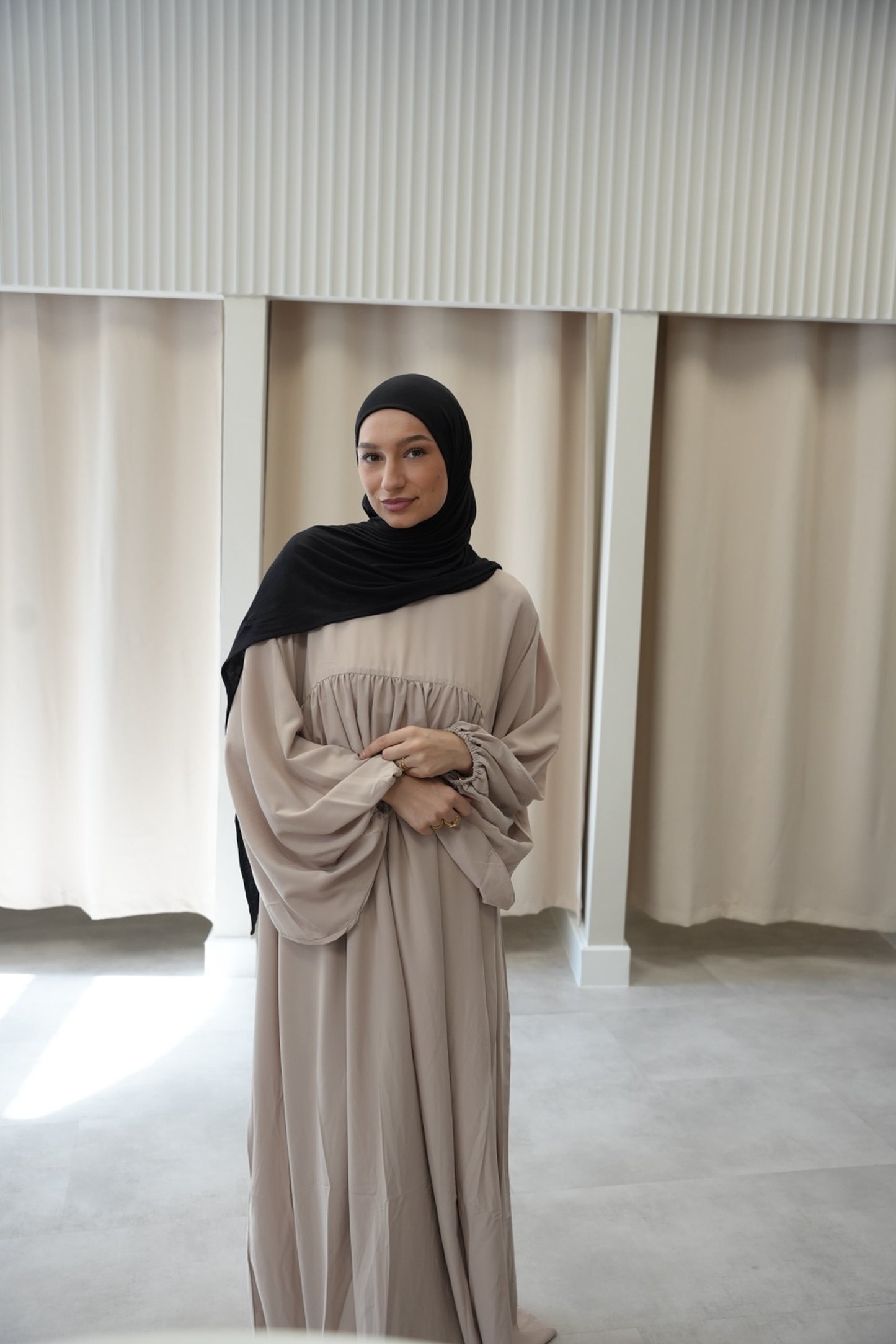 ABAYA PEARL