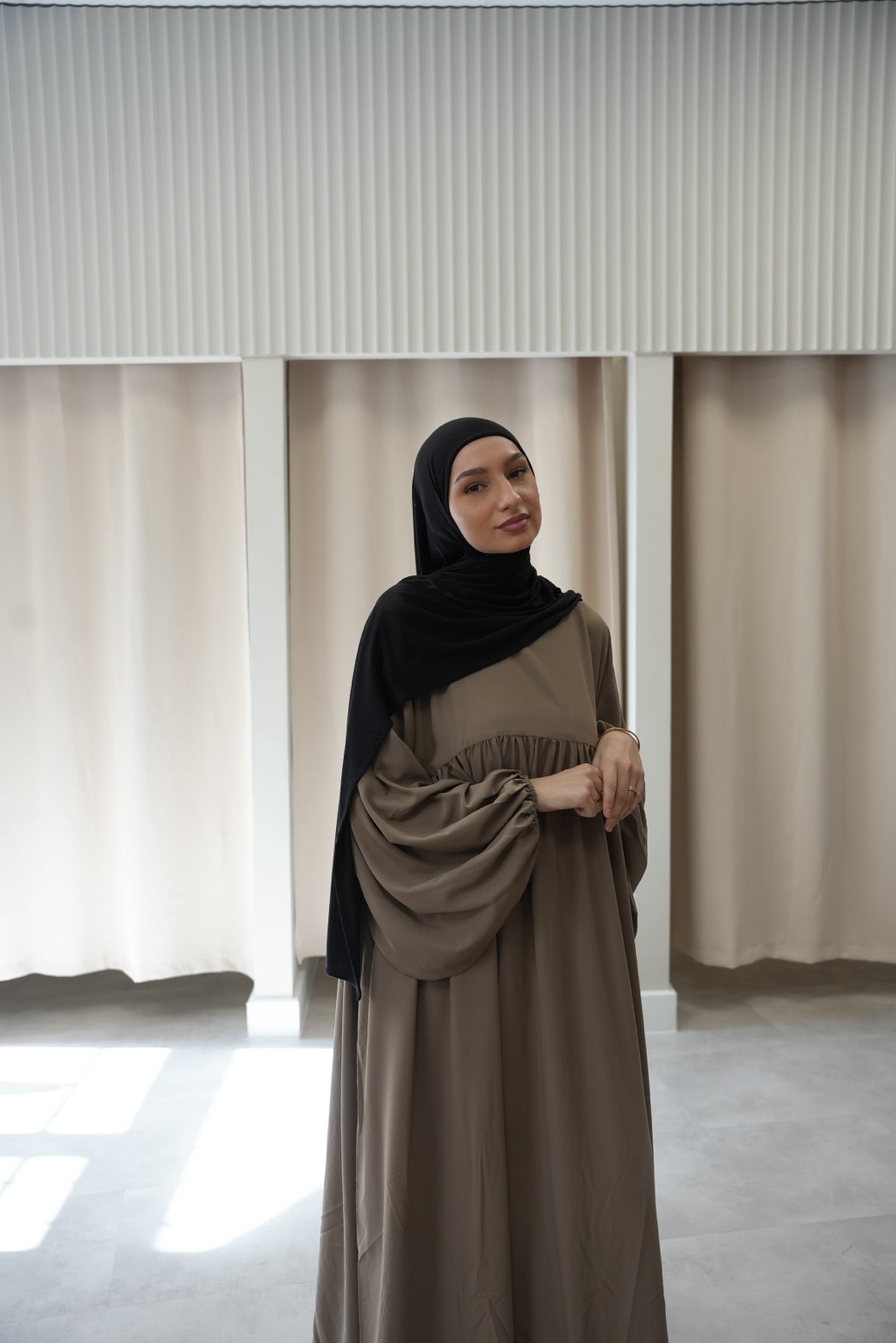 ABAYA PEARL