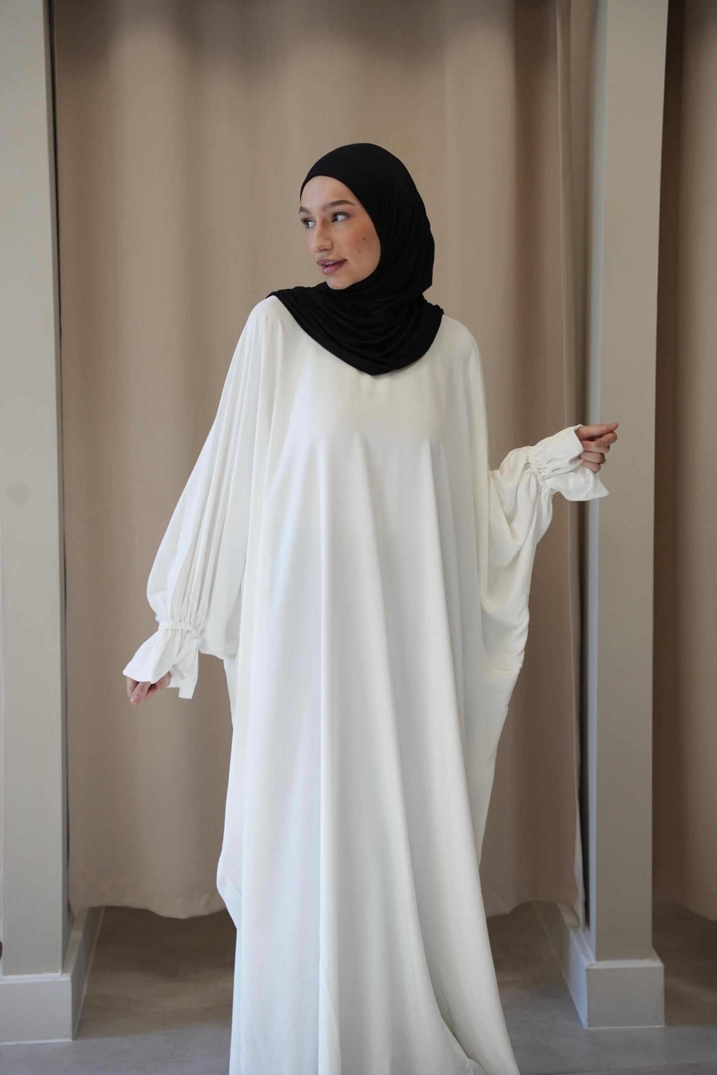 ABAYA FLOWER BUTTERFLY