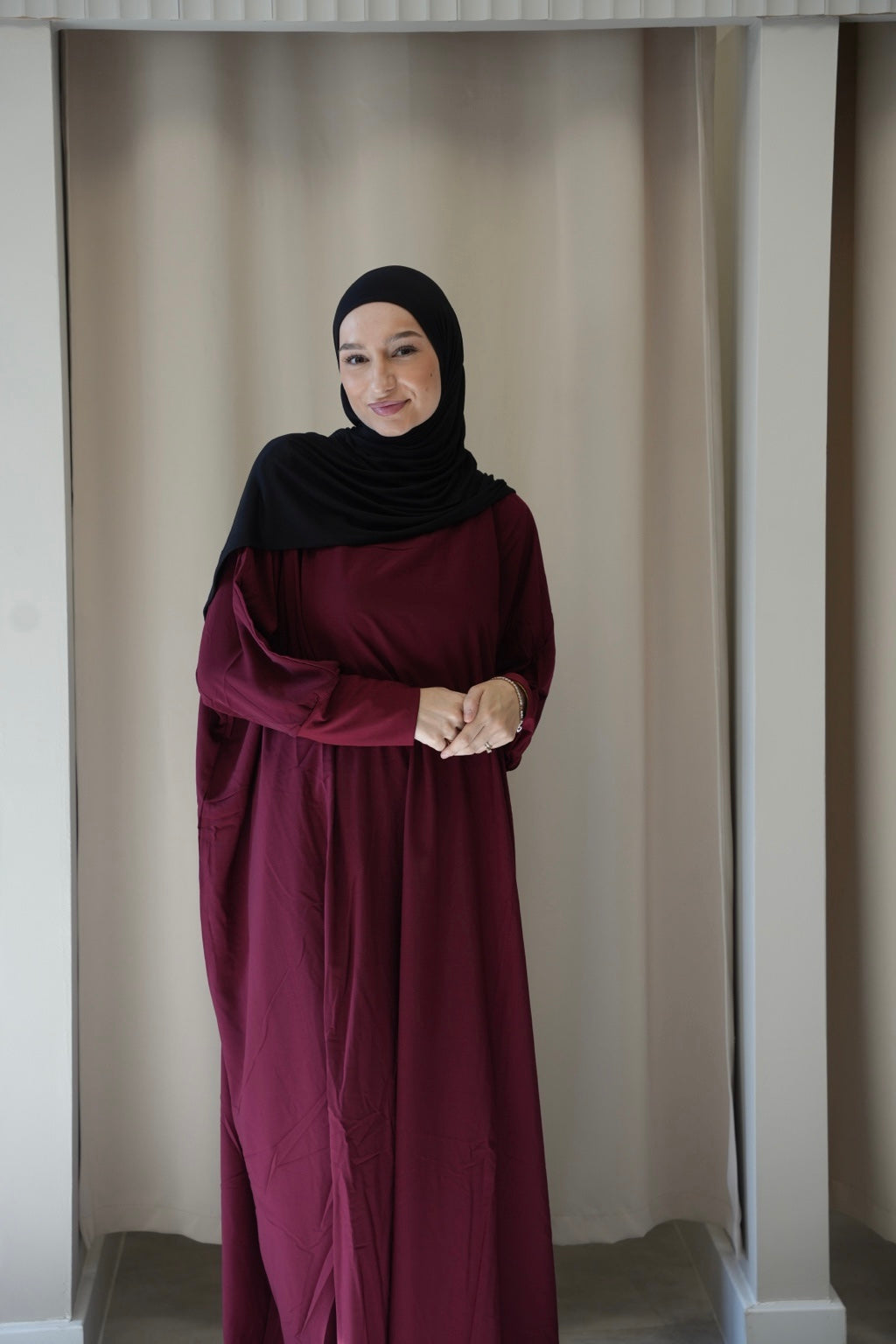 ABAYA LEES