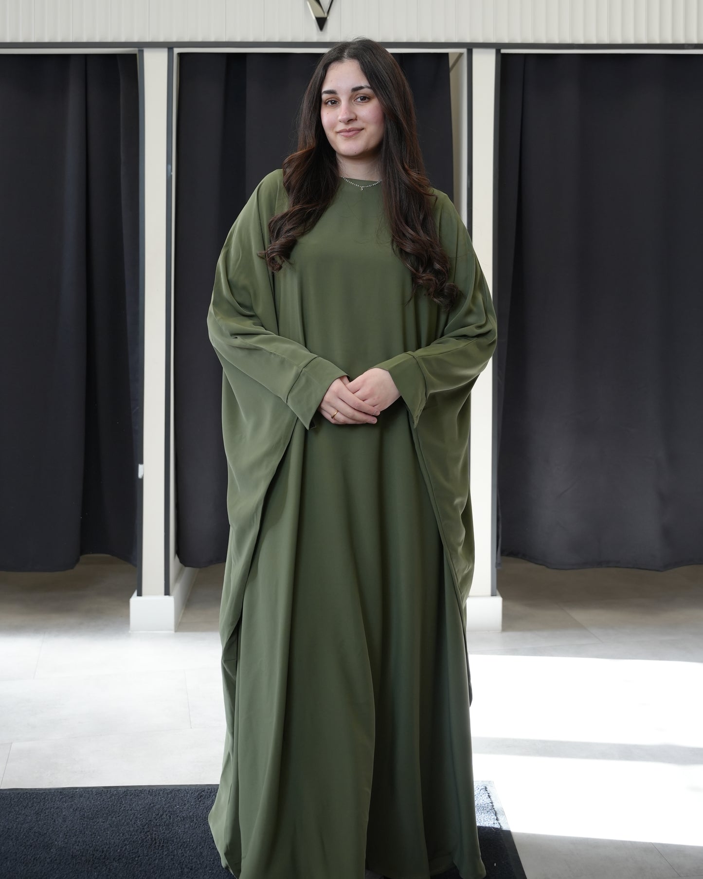 ABAYA JANA