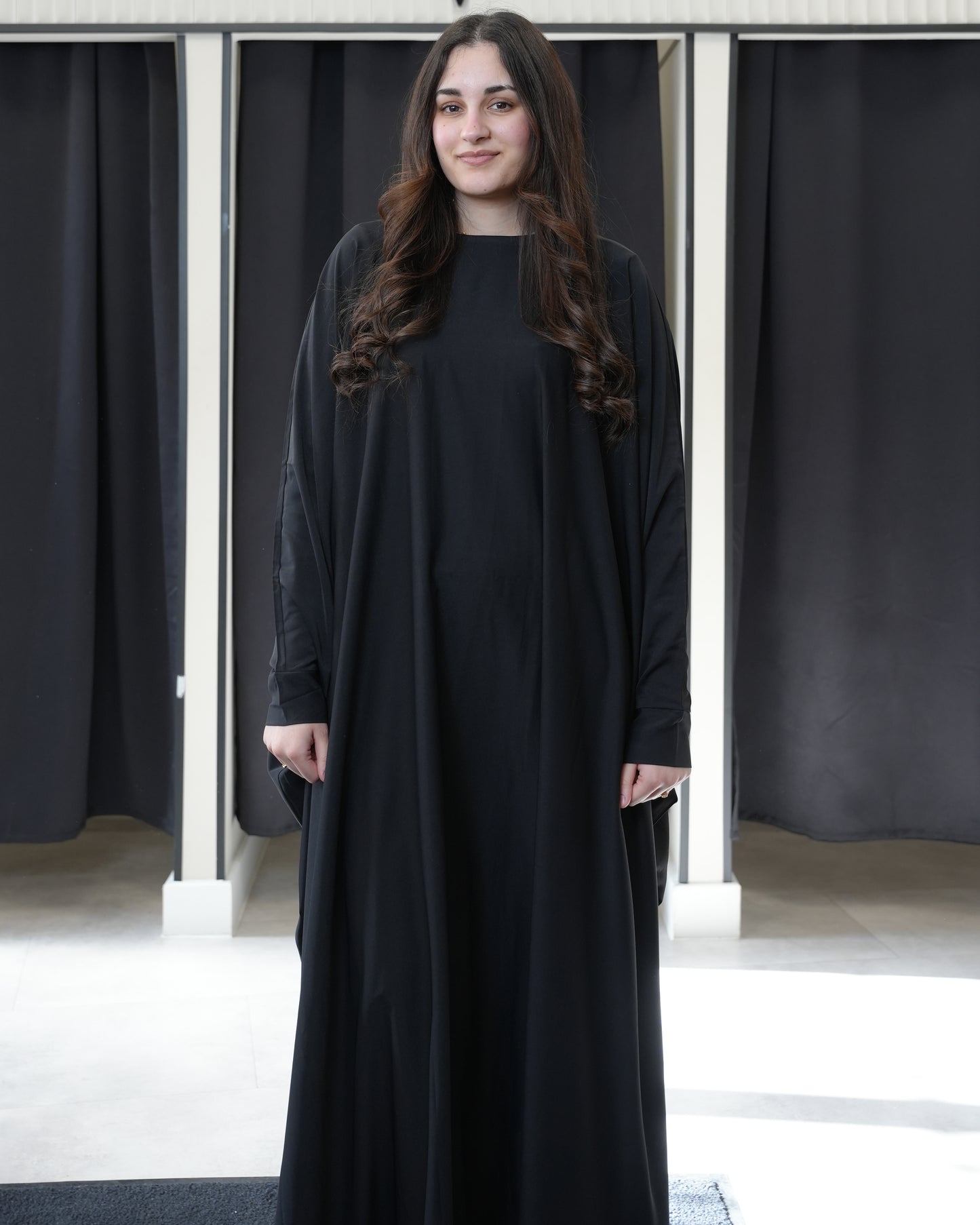 ABAYA JANA