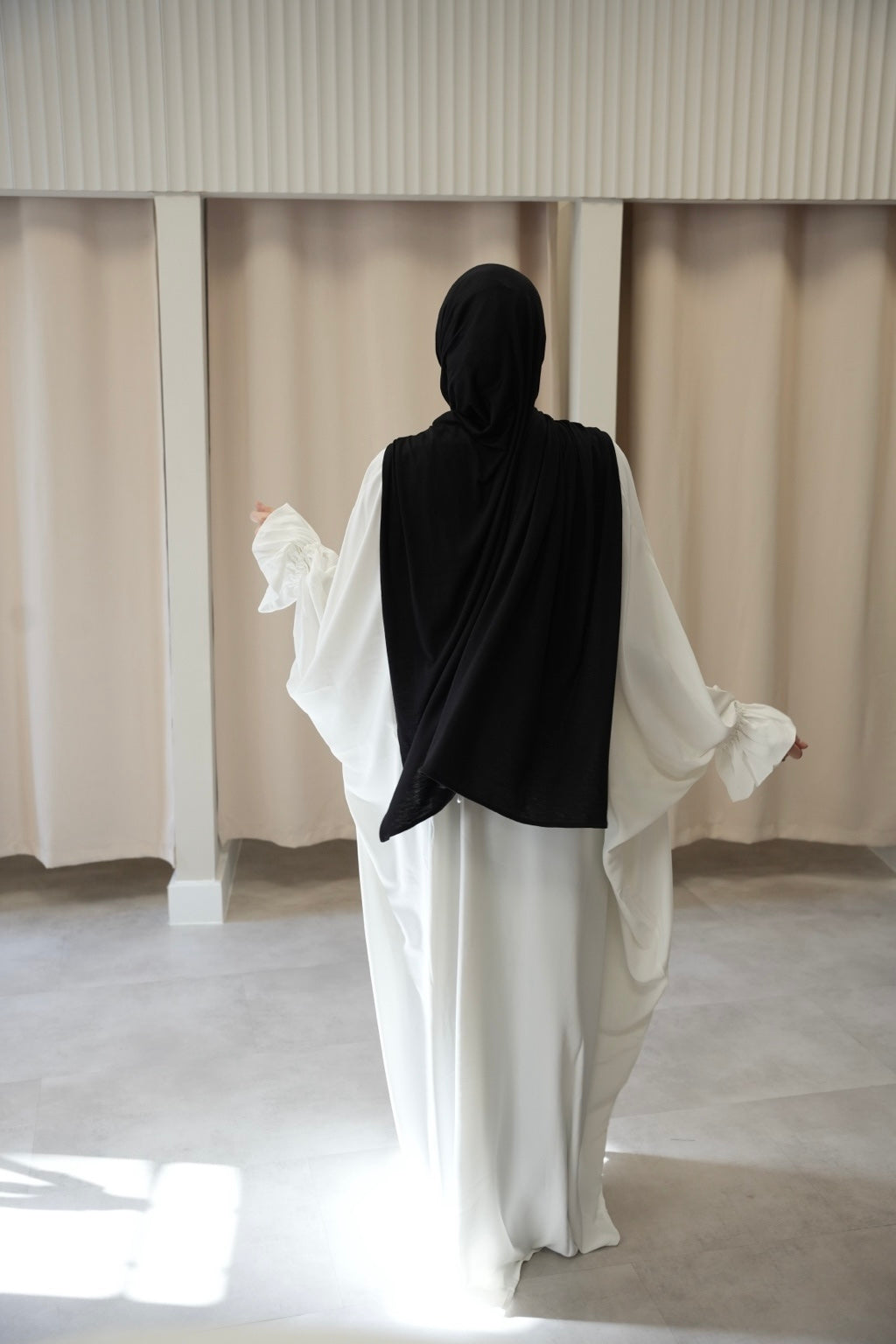 ABAYA FLOWER BUTTERFLY
