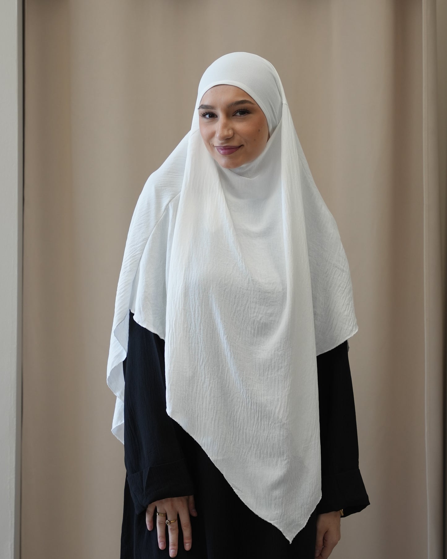 MIA KHIMAR