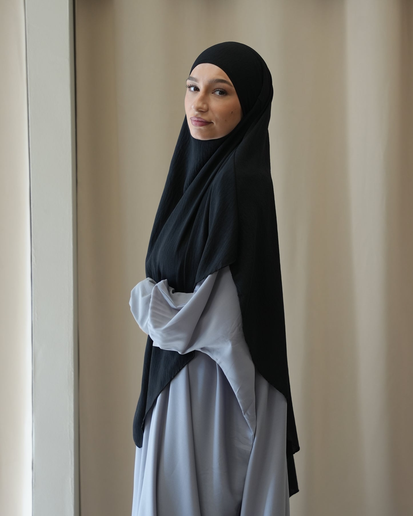 MIA KHIMAR