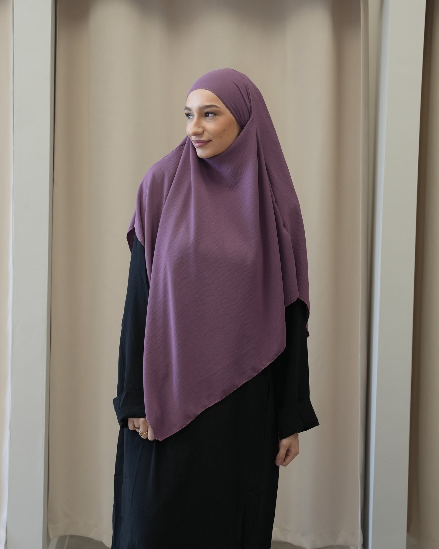 MIA KHIMAR