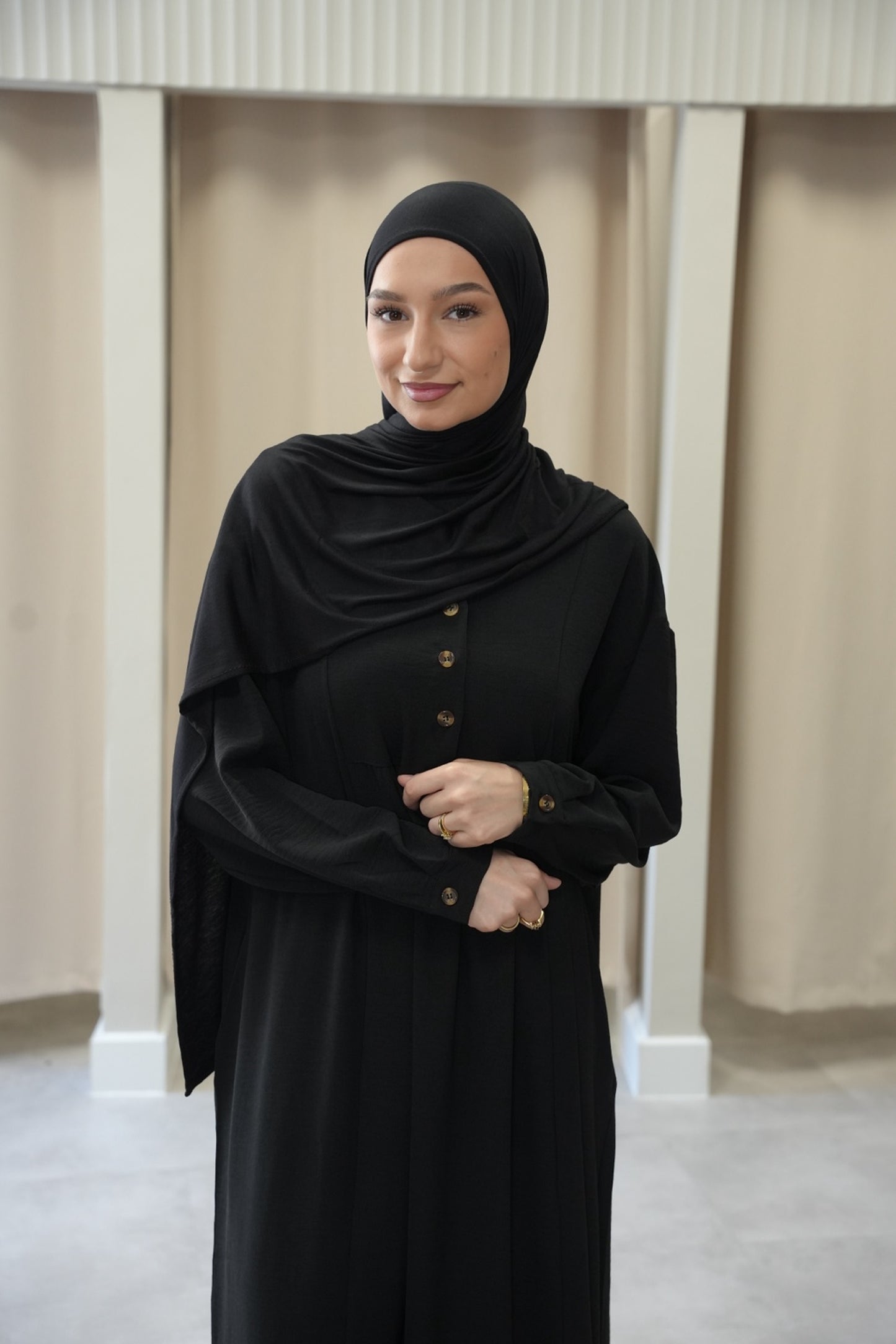 ABAYA LINA