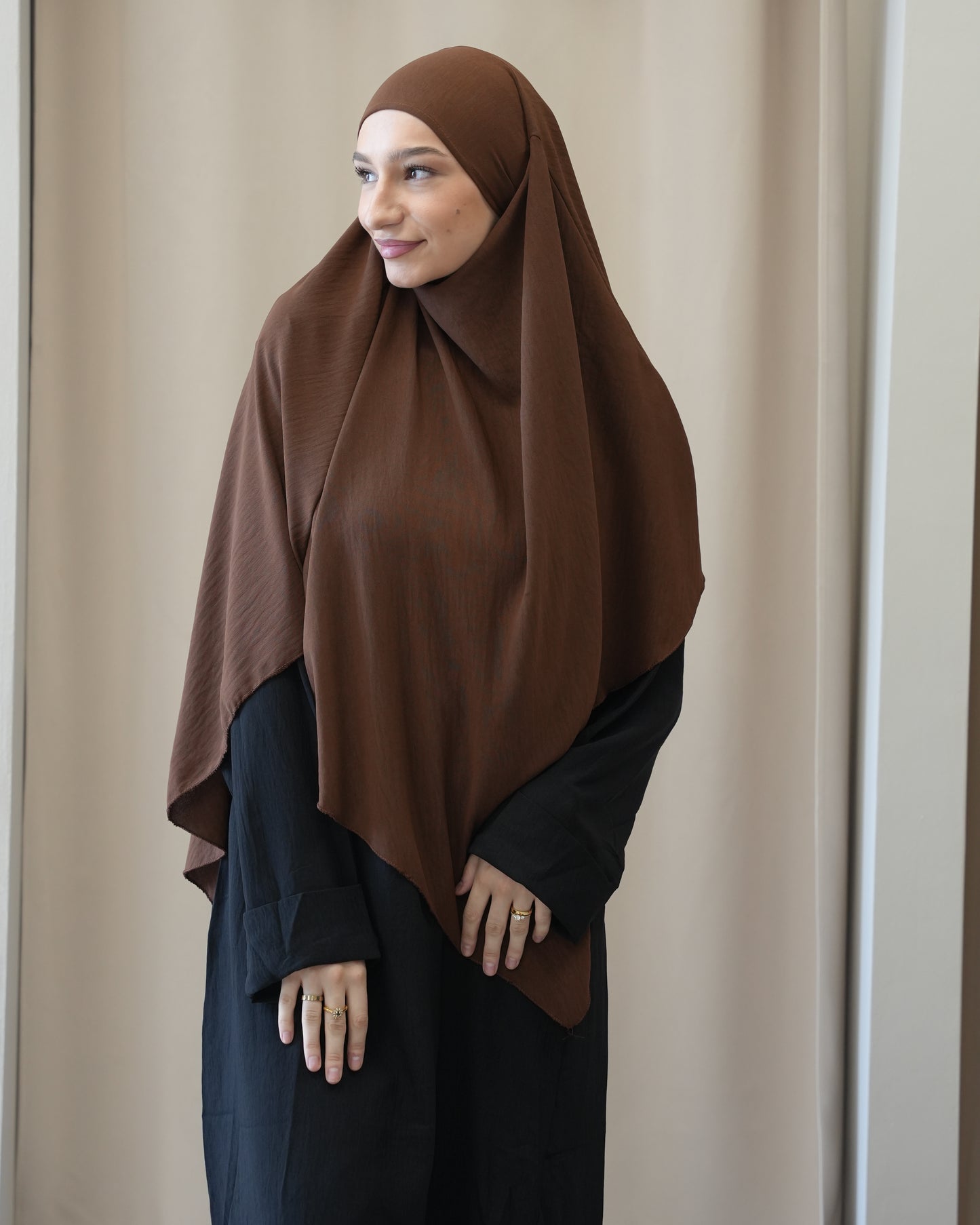 MIA KHIMAR